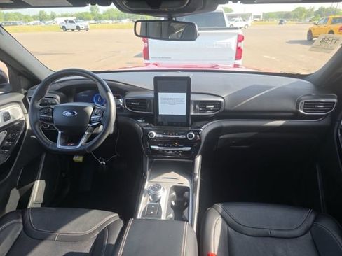 Used 2023 Ford Explorer ST w/ Equipment Group 401A AWD/4WD image 15