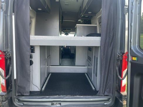 Used 2022 Ford Transit 350 148 High Roof AWD image 6