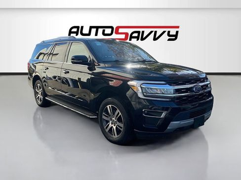 Used 2023 Ford Expedition Max Limited image 1