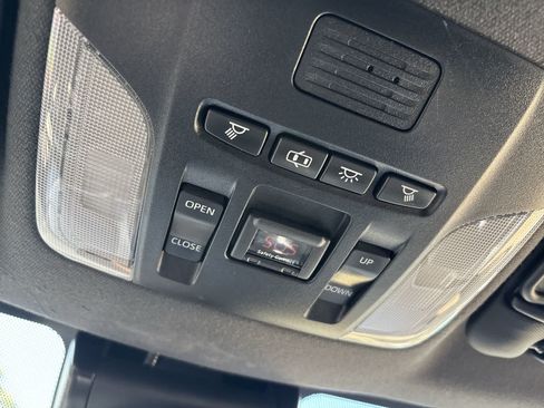 Used 2020 Toyota Corolla XSE FWD image 24