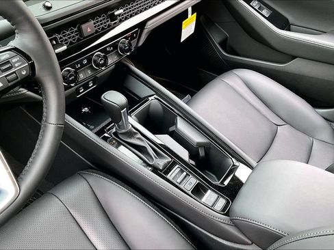 Used 2026 Honda Accord Touring image 12