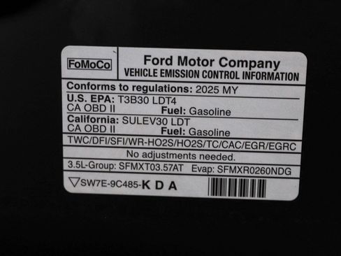 Used 2025 Ford F150 Raptor AWD/4WD image 39