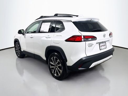 Certified 2024 Toyota Corolla Cross XLE w/ Convenience Package image 5