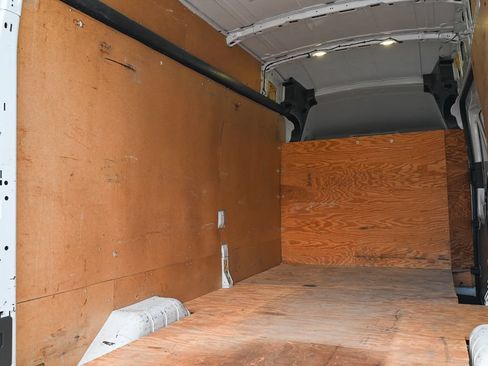 Used 2018 Ford Transit 250 148 High Roof RWD image 22