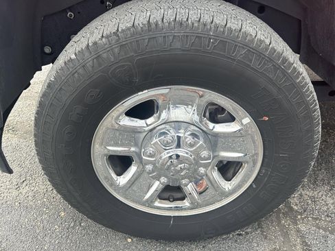 Used 2024 RAM 2500 Big Horn w/ Bed Utility Group image 12