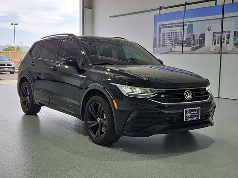 Certified 2024 Volkswagen Tiguan SE R-Line w/ MDO Package, Three-Row FWD image 2