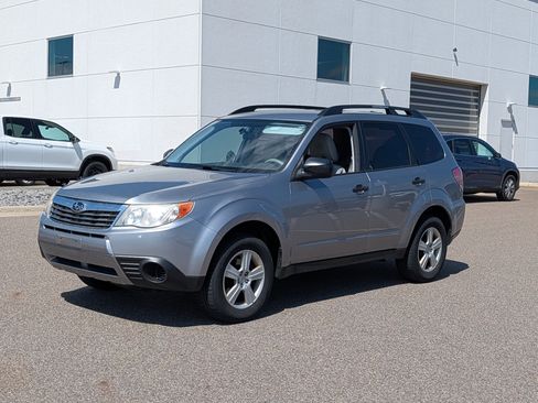 Used 2010 Subaru Forester 2.5X AWD/4WD image 2