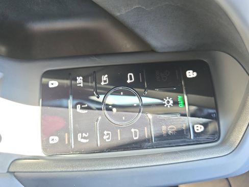 Used 2025 Audi Q5 Premium w/ Convenience Package AWD/4WD image 24