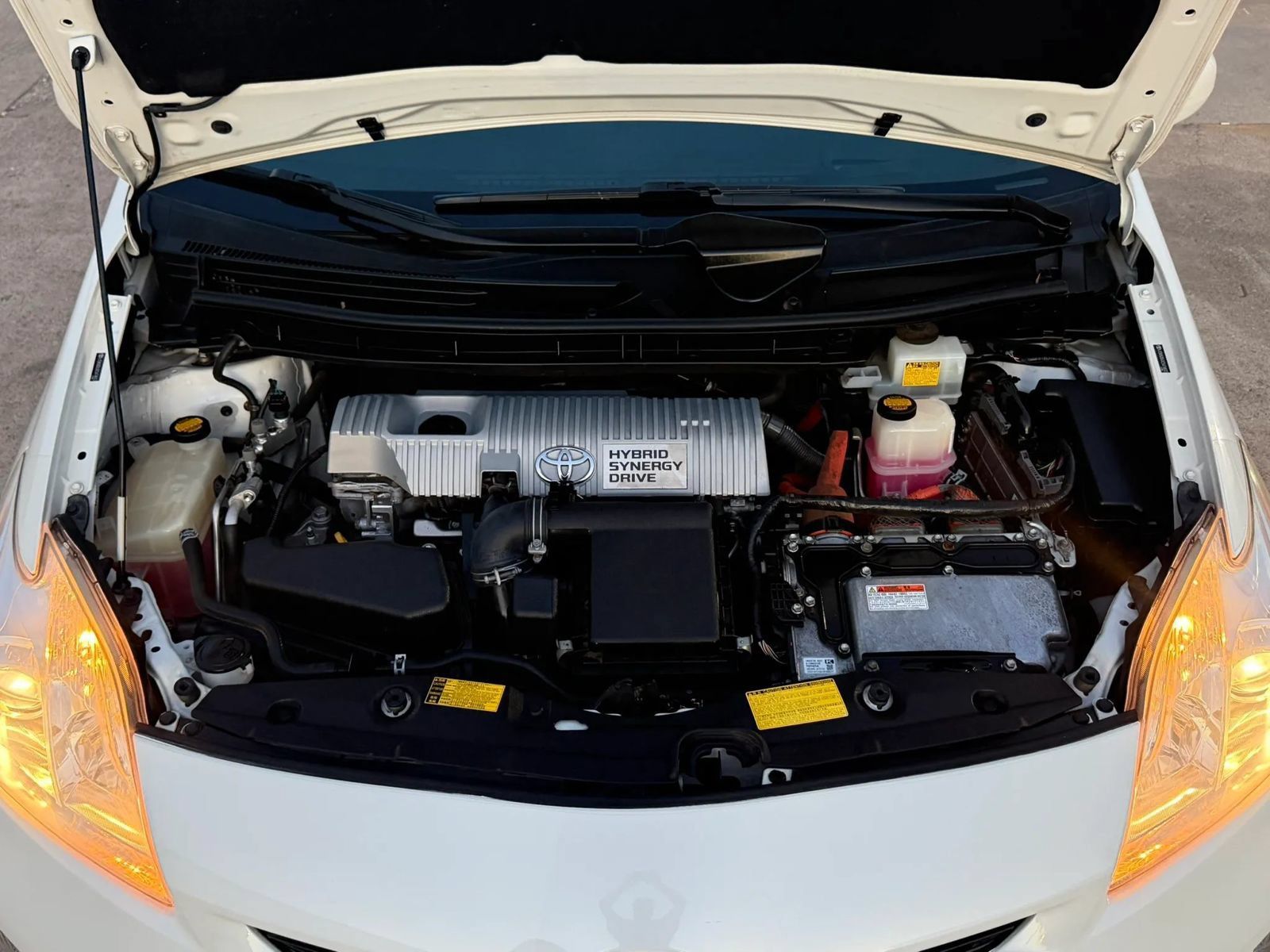 Used 2012 Toyota Prius Four w/ Deluxe Solar Roof Pkg FWD image 39