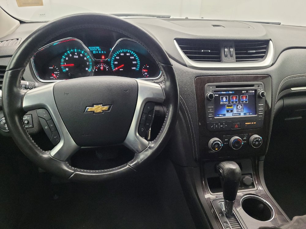 Used 2017 Chevrolet Traverse LT FWD image 22