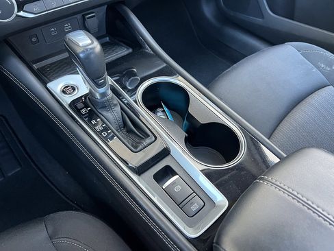 Used 2024 Nissan Altima 2.5 SV w/ SV Premium Package image 21