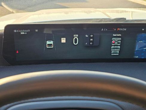 Certified 2025 Ford Expedition Max Platinum image 21