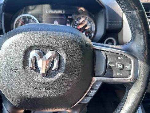 Used 2019 RAM 1500 Laramie AWD/4WD image 22