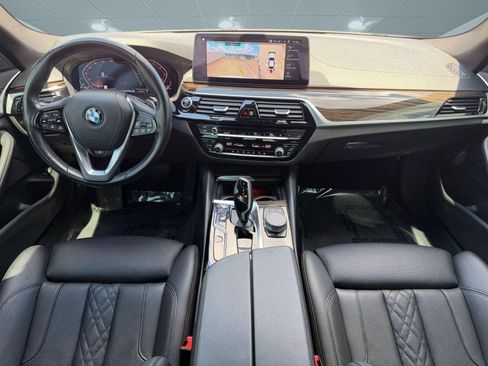 Used 2021 BMW 530i xDrive AWD/4WD image 16