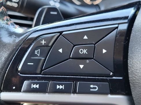 Certified 2024 Nissan Altima 2.5 SR image 11