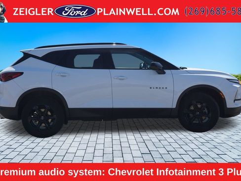 Used 2024 Chevrolet Blazer LT w/ Convenience Package AWD/4WD image 6