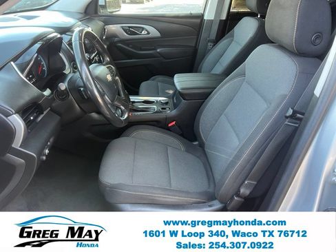 Used 2020 Chevrolet Traverse LT FWD image 24