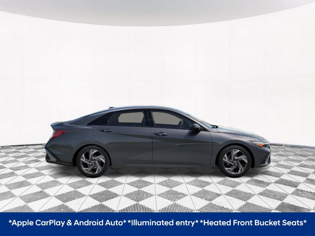 Used 2026 Hyundai Elantra SEL Sport Premium FWD image 9
