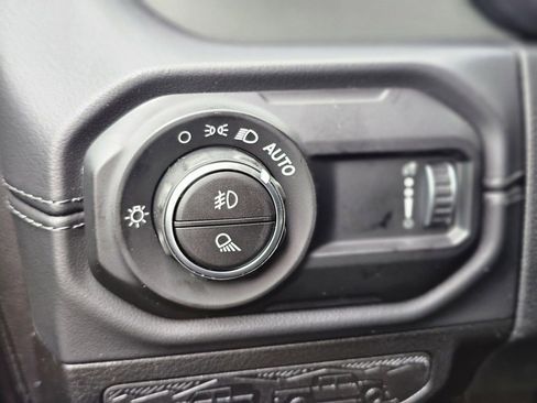 New 2026 Jeep Gladiator Mojave AWD/4WD image 11