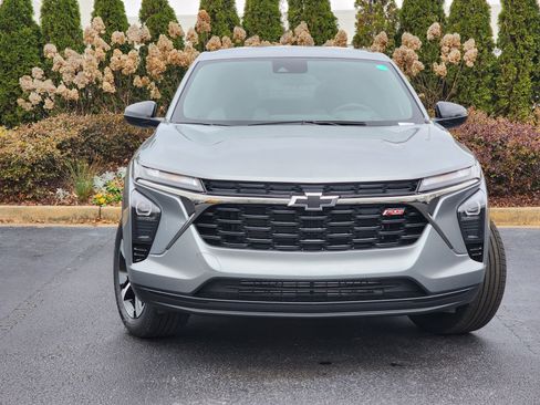 New 2026 Chevrolet Trax RS w/ Driver Confidence Package image 5