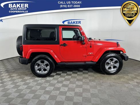Used 2017 Jeep Wrangler Sahara w/ Dual Top Group image 10