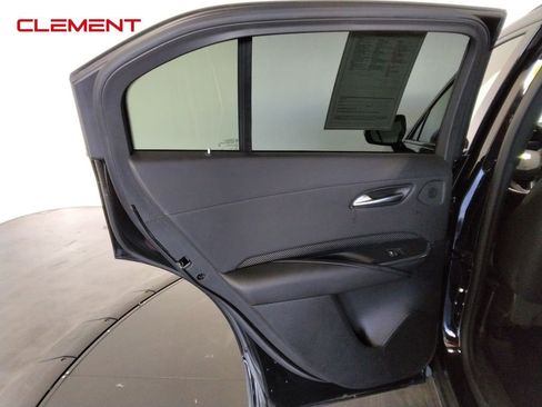 Used 2024 Cadillac XT4 Sport image 29