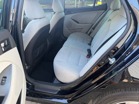 Used 2015 Kia Optima LX FWD image 10