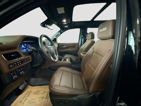 Used 2023 Chevrolet Tahoe High Country w/ LPO, Illumination Package image 23