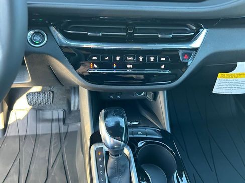 New 2026 Buick Envista Avenir image 11