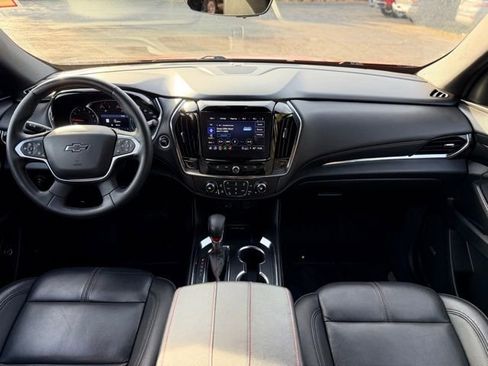 Certified 2023 Chevrolet Traverse RS image 23