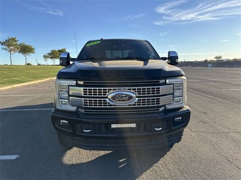 Certified 2017 Ford F250 Platinum image 2