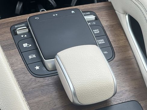 Certified 2023 Mercedes-Benz GLS 450 4MATIC image 36
