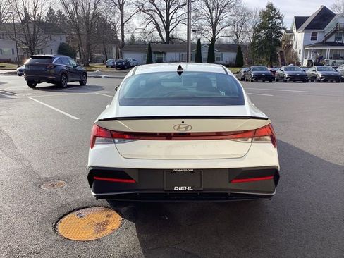 New 2026 Hyundai Elantra SEL Sport FWD image 6