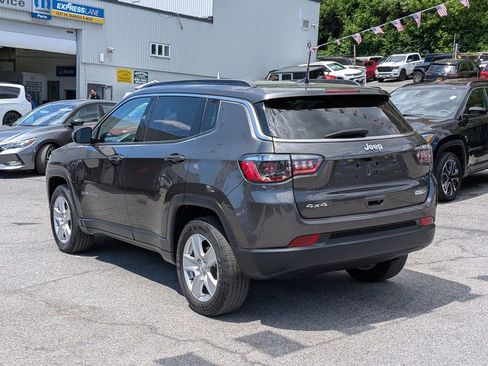 Used 2022 Jeep Compass Latitude w/ Convenience Group AWD/4WD image 10