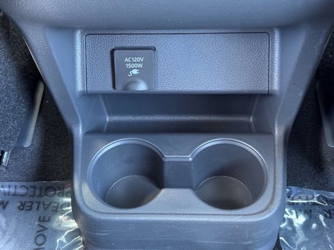 Used 2023 Toyota Sienna XLE w/ XLE Plus Package image 34