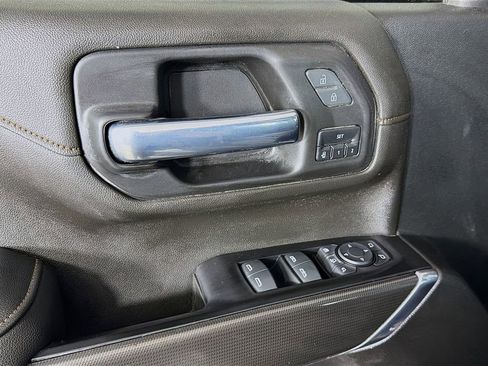 Used 2022 GMC Sierra 3500 AT4 w/ AT4 Premium Plus Package AWD/4WD image 18
