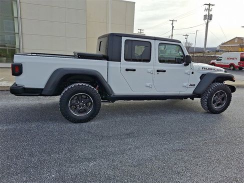 Used 2022 Jeep Gladiator Rubicon image 11