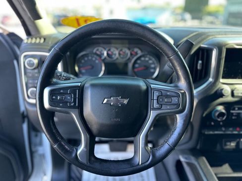 Used 2021 Chevrolet Silverado 1500 LT Trail Boss w/ Bed Protection Package AWD/4WD image 14