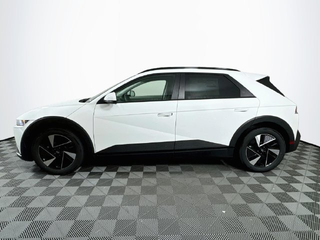 New 2027 Hyundai Ioniq 5 SEL RWD image 3