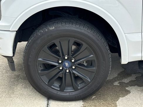Used 2020 Ford F150 XLT w/ Equipment Group 302A Luxury AWD/4WD image 12