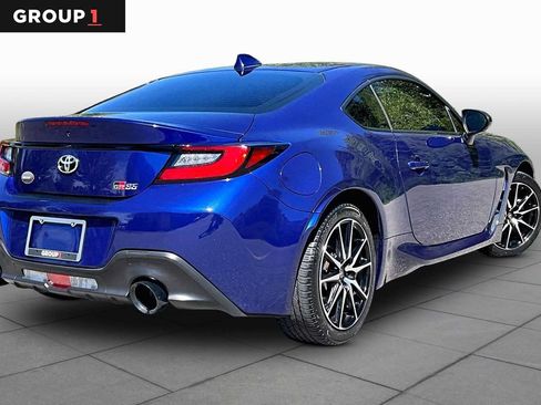 Used 2022 Toyota GR86 w/ ALL Weather Mat Package (TMS) RWD image 12