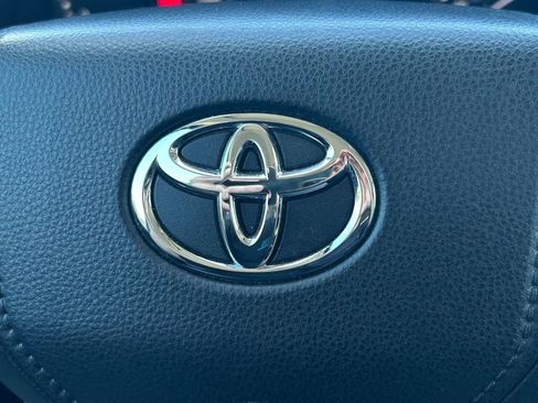 Used 2022 Toyota Tundra SR5 image 35