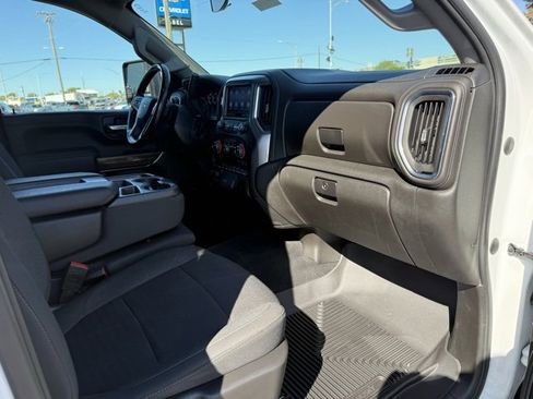 Used 2023 Chevrolet Silverado 2500 LT w/ Convenience Package image 17