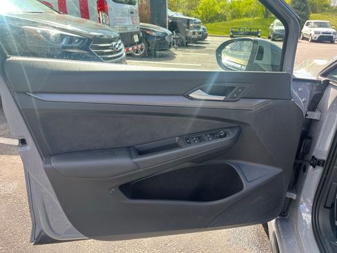 Certified 2025 Volkswagen GTI SE FWD image 10