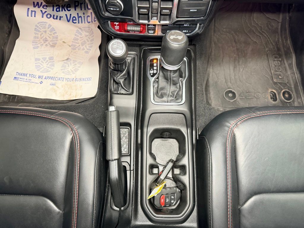 Used 2024 Jeep Wrangler Unlimited Rubicon AWD/4WD image 13