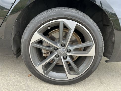 Used 2019 Audi A4 2.0T Premium FWD image 13