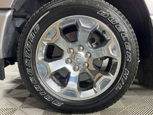 Used 2022 RAM 1500 Big Horn AWD/4WD image 11
