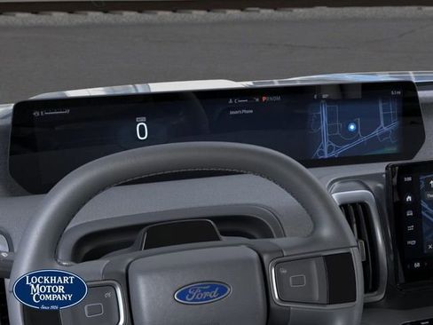 New 2026 Ford Expedition Active image 13