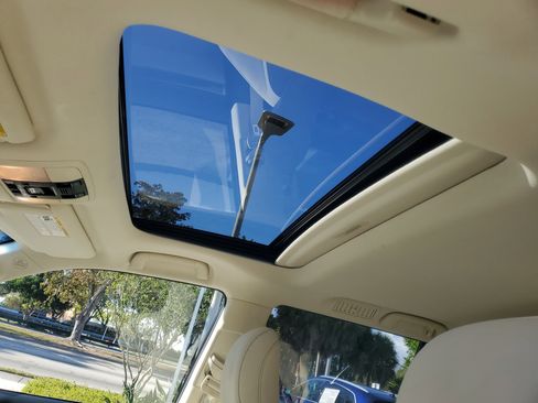 Used 2023 Lexus GX 460 Premium image 17