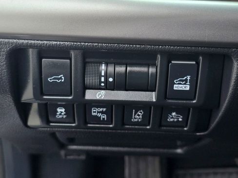 Used 2019 Subaru Outback 2.5i Limited w/ Protection Package #1 AWD/4WD image 21